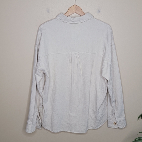 NWT Everyday Chic Boutique | Twill Shacket in Cream Sand NWT Size S/M - Picture 6 of 6